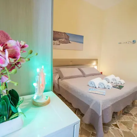 A Due Passi Couette-café Otrante