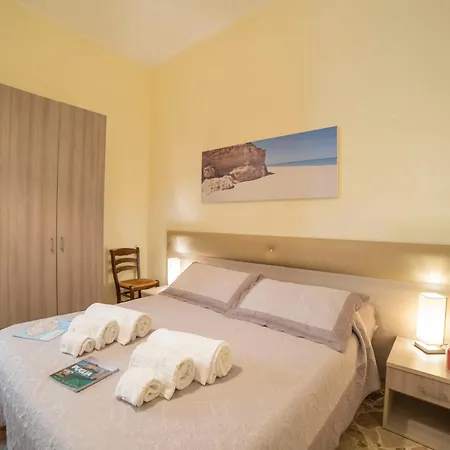 A Due Passi Couette-café Otrante