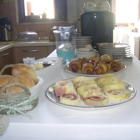 A Due Passi Oda ve Kahvaltı 3*