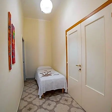 A Due Passi Bed & Breakfast Otranto