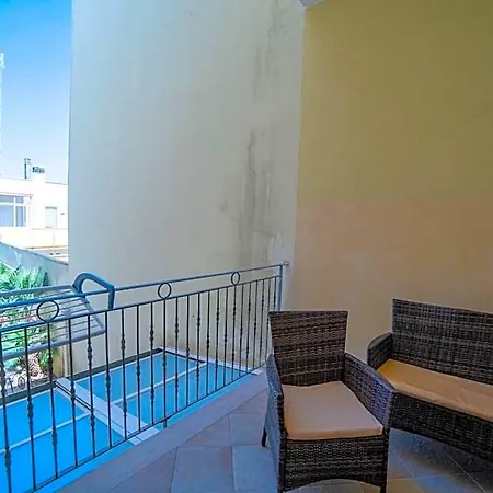 Bed & Breakfast A Due Passi 3*