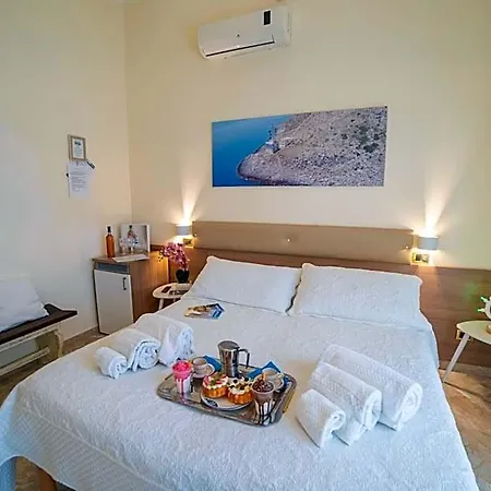 A Due Passi Bed & Breakfast Otranto